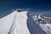 Salita primaverile ancora con tanta neve in MADONNINO il 26 marzo 2011 - FOTOGALLERY